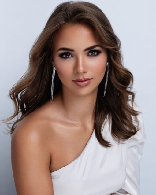 Miss Pennsylvania Teen USA - Elliot Oliphant